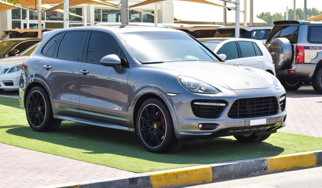 Porsche Cayenne GTS