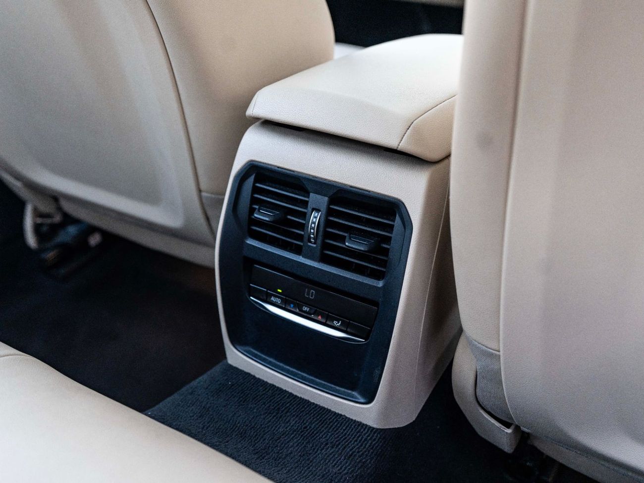 BMW 320i Executive 2.0L