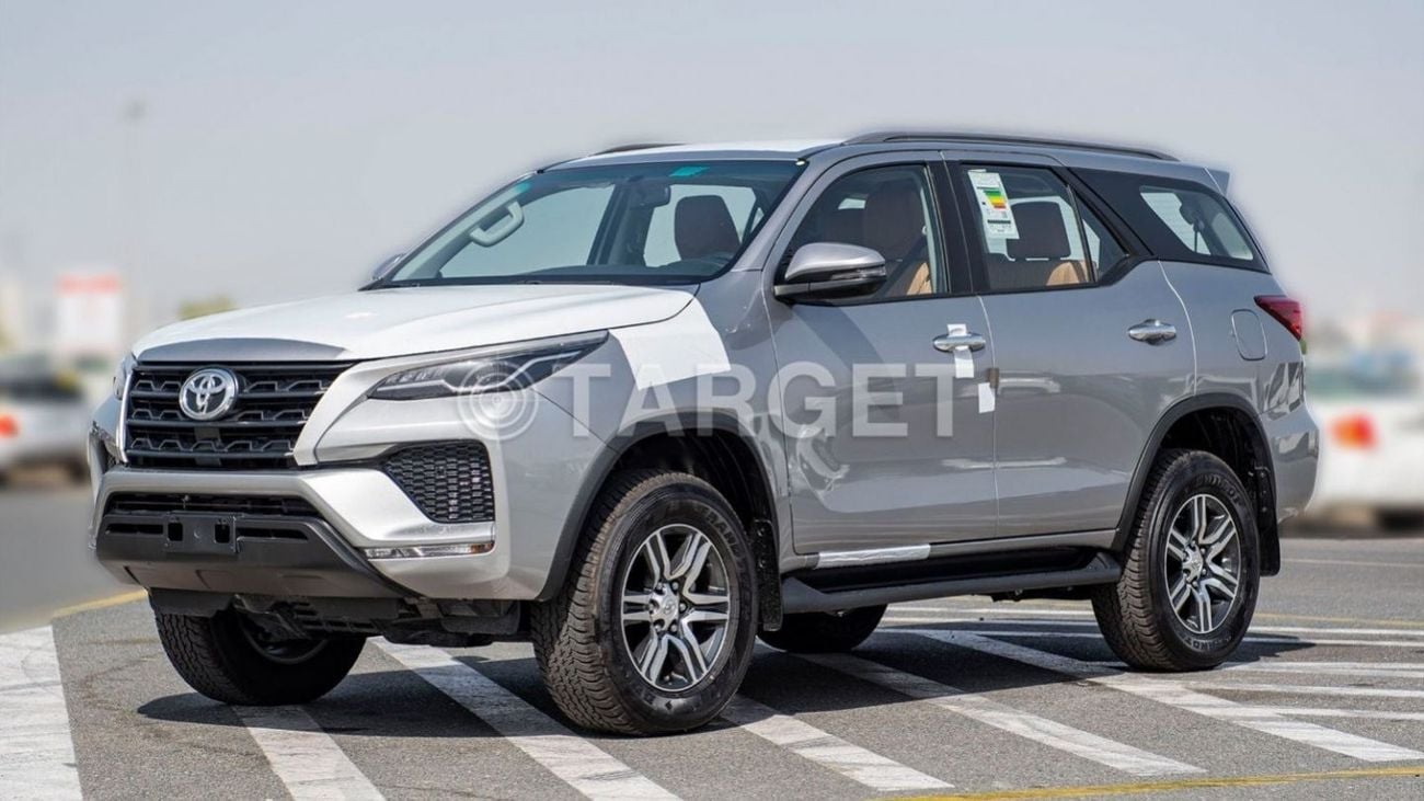 تويوتا فورتونر FORTUNER 2.7L 4WD