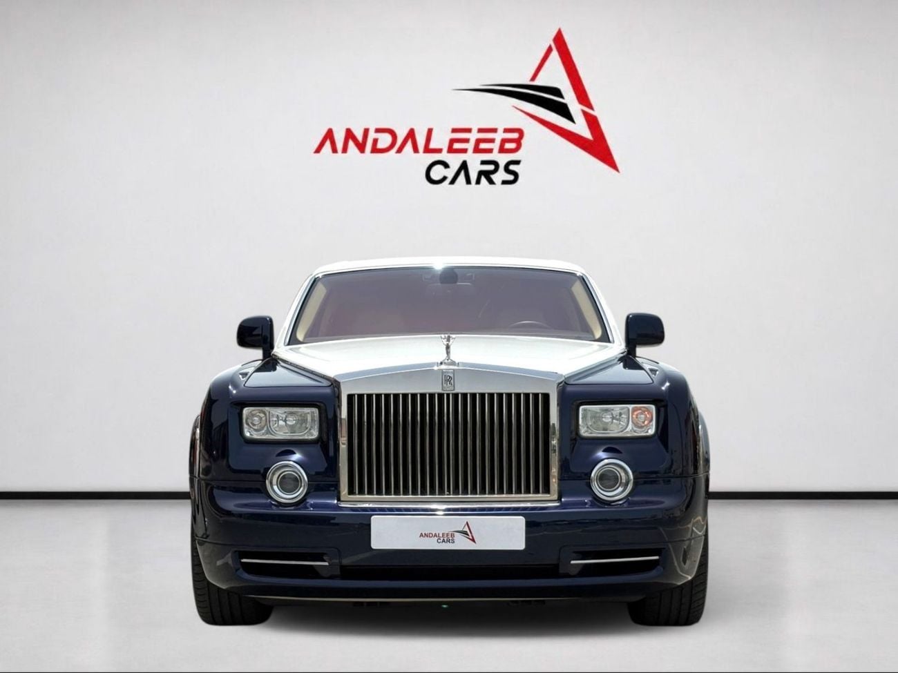 Rolls Royce Phantom STD ROLLS-ROYCE PHANTOM | 6.75L V12 | 2011 | FULL AGMC SERVICE HISTORY | GCC SPECS