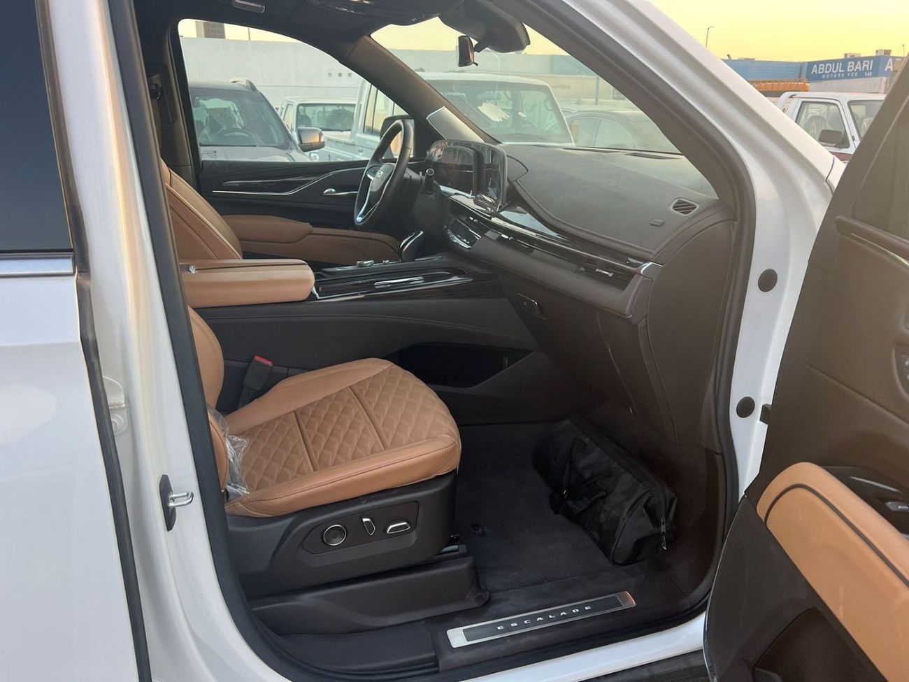 Cadillac Escalade Premium Luxury Platinum
