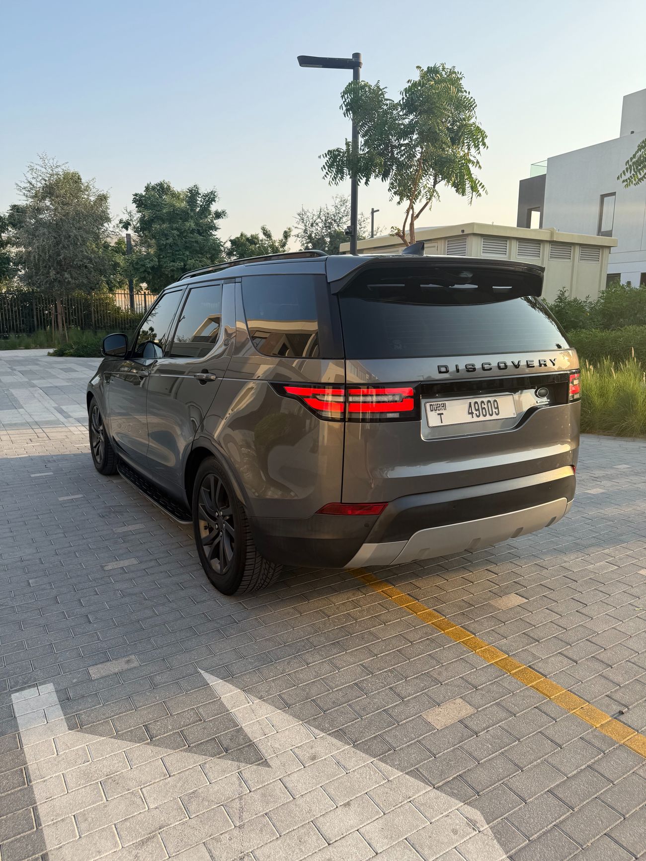 لاند روفر دسكفري HSE Luxury 3.0L (335 HP)