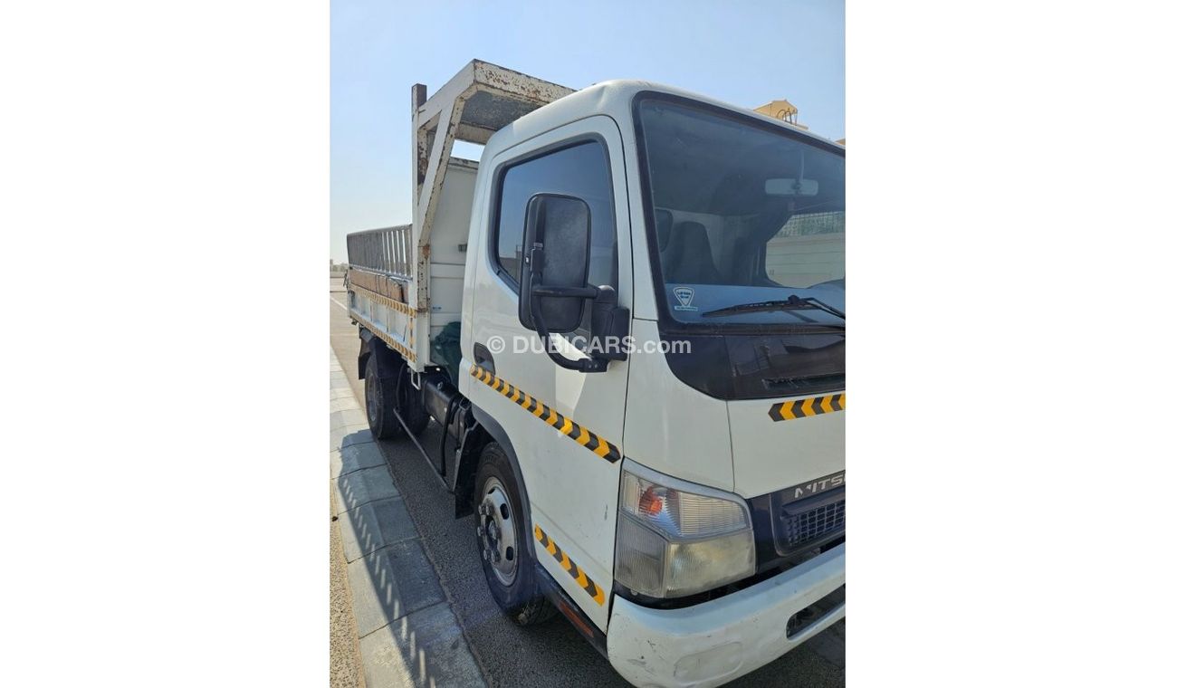 ميتسوبيشي فوسو كانتير Tipper