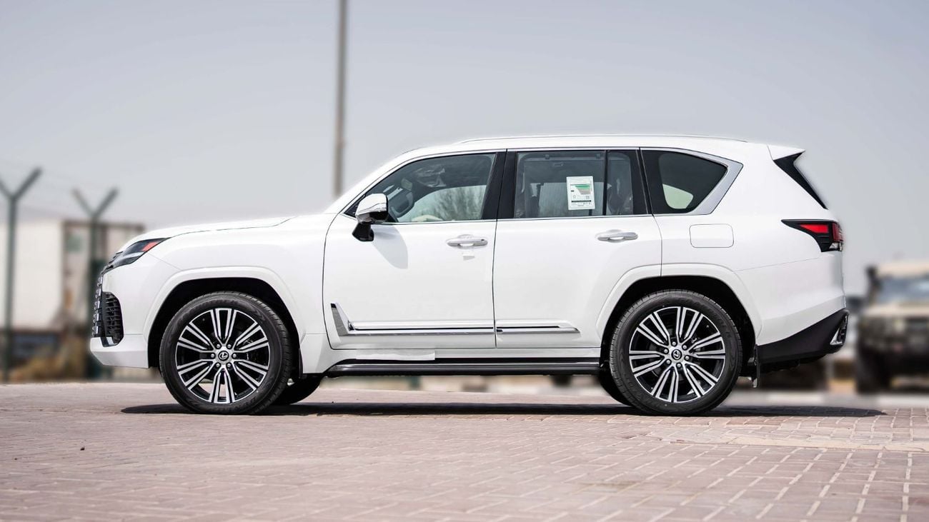 Lexus LX 700h 2025 Lexus LX700h Signature 3.5L AT Hybrid (White) 5 Seats