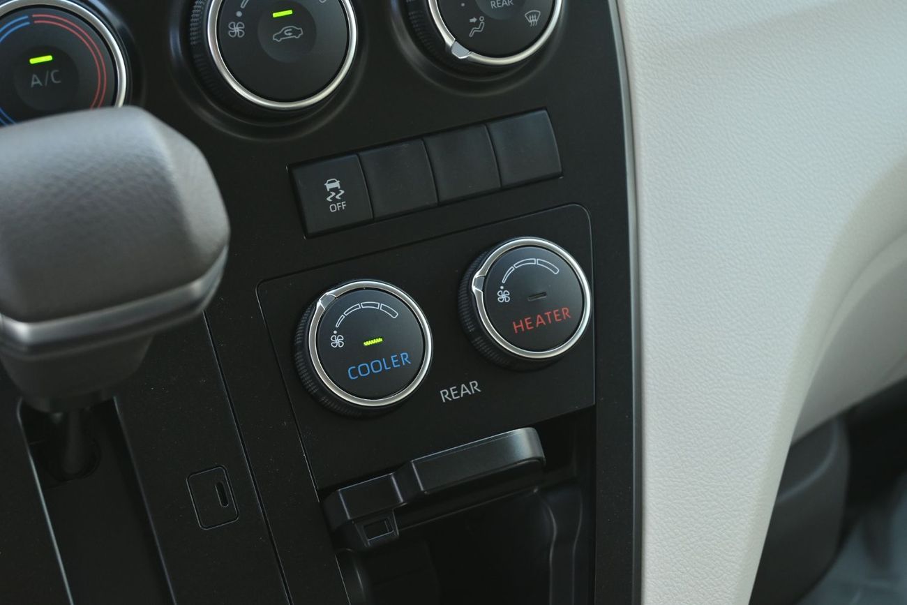 تويوتا هاياس Toyota Hiace GL Hi-Roof 3.5L V6 Petrol Automatic White Bumper, 12+1 Seater Model 2026