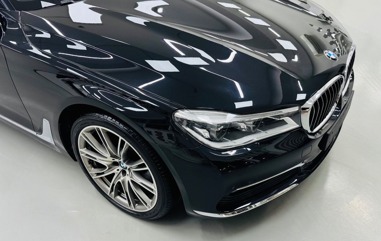 بي أم دبليو 730Li Exclusive 2.0L