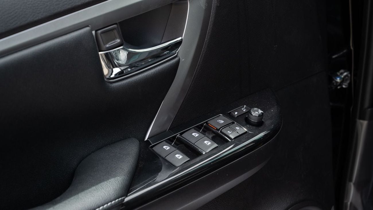 تويوتا فورتونر TOYOTA FORTUNER 4.0 HIGH 2026YM