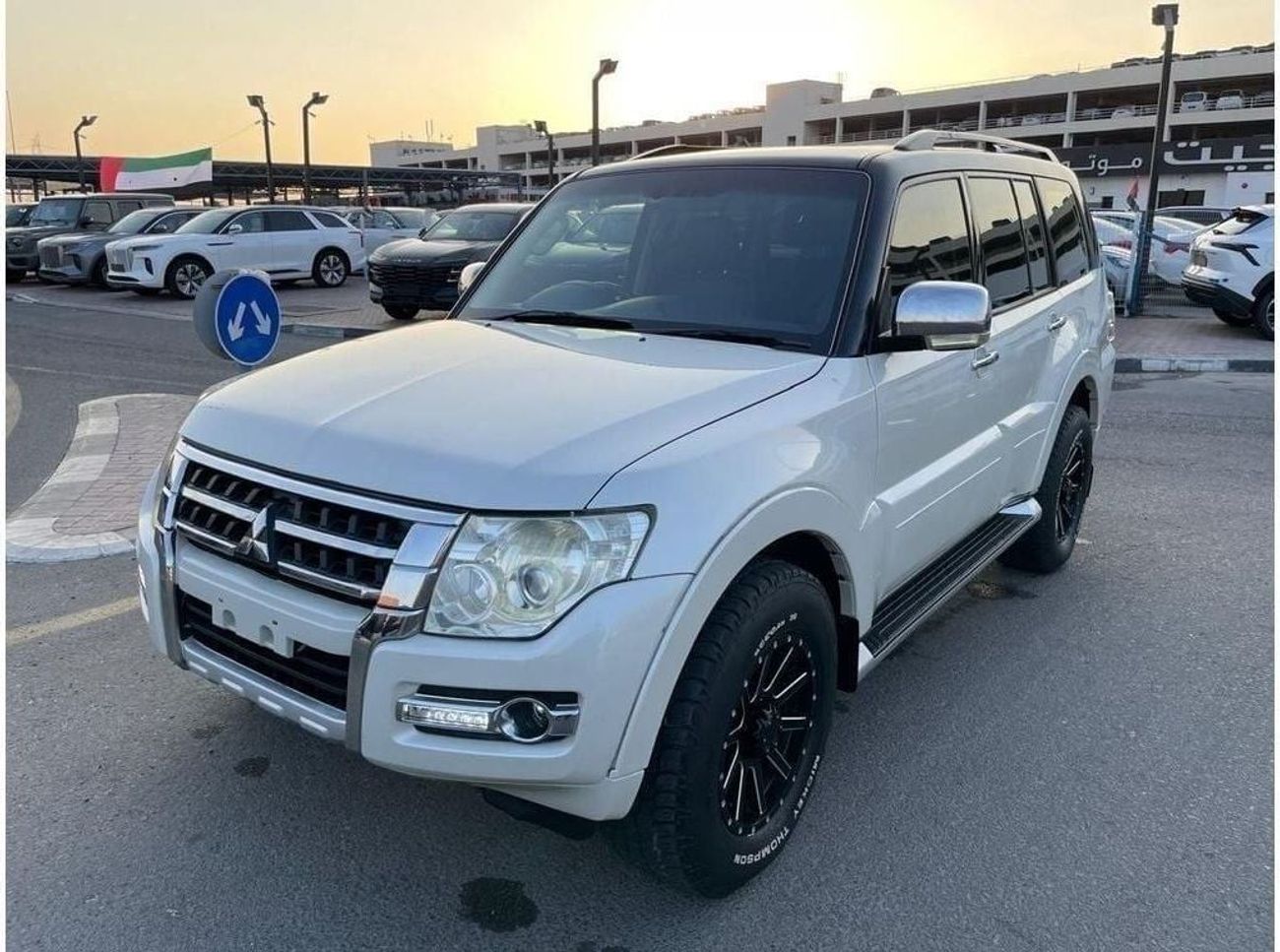 Mitsubishi Pajero Diesel 3.2 Liter Right Hand Drive Automatic Sunroof  Leather seats