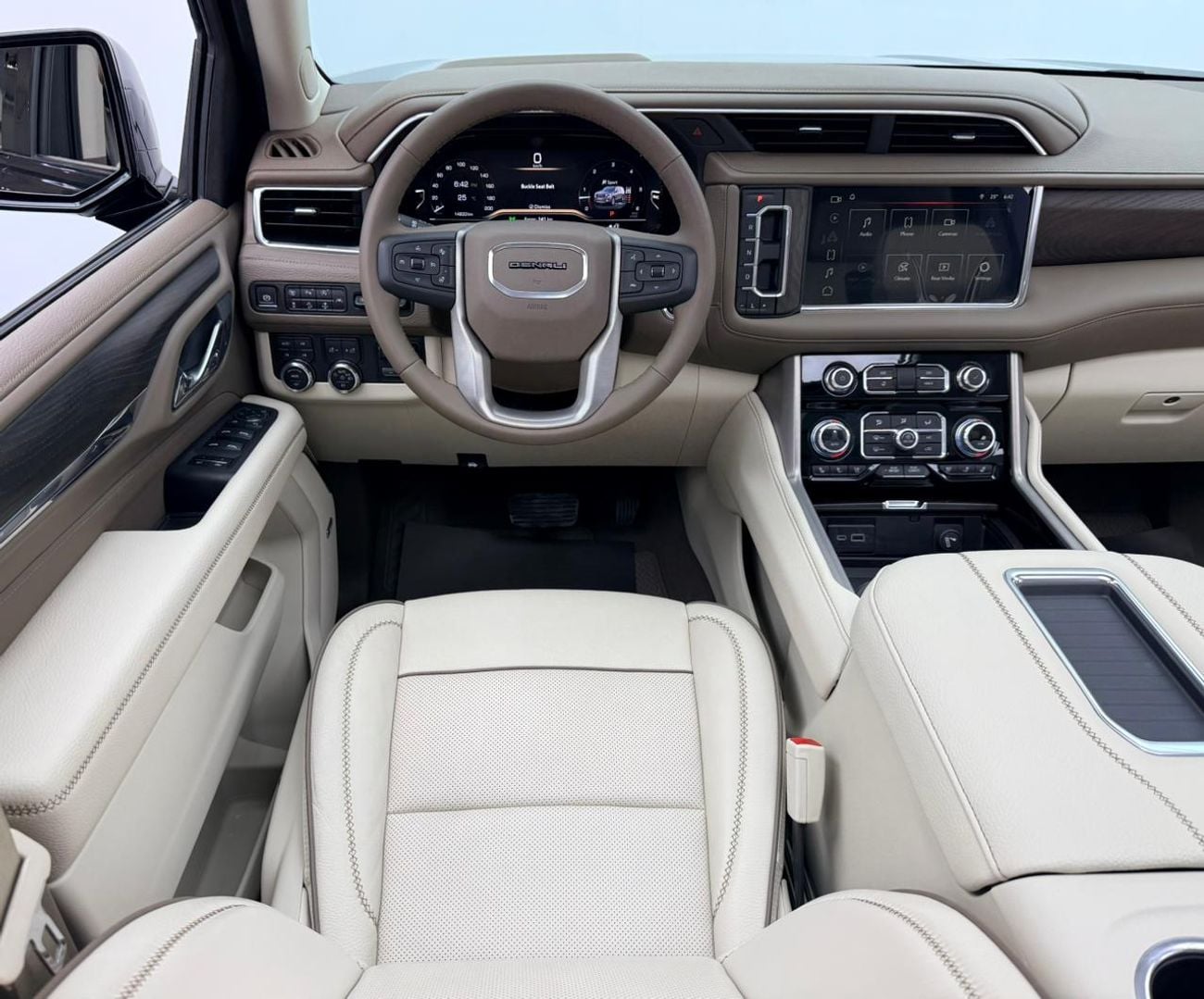 جي أم سي يوكون 2024 GMC Yukon Denali, 2029 GMC Warranty + Service Pack, Very Low Km, 7 Seater, GCC