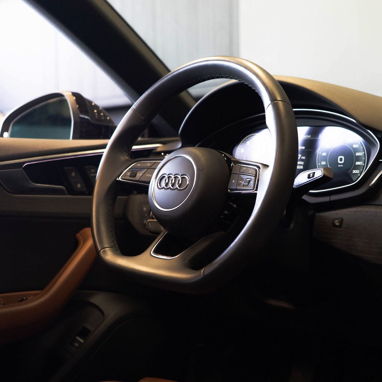 أودي A5 40 TFSI S-LINE