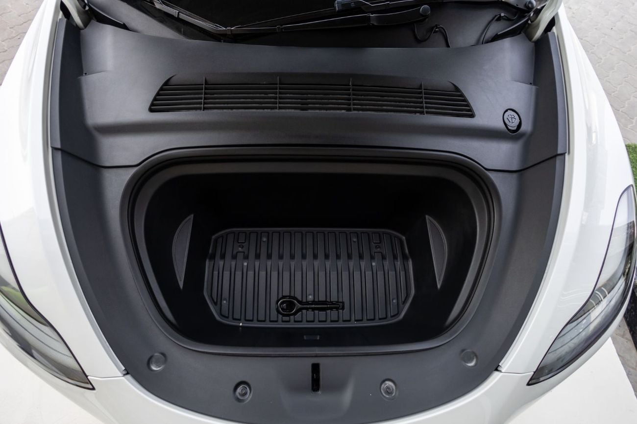 Tesla Model Y Real-Wheel Drive