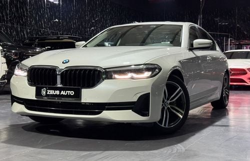 بي أم دبليو 520i Std 2.0L 2022 BMW 520i, Aug 2026 BMW Warranty + Service Pack, Full BMW Service History, Low Kms, GCC