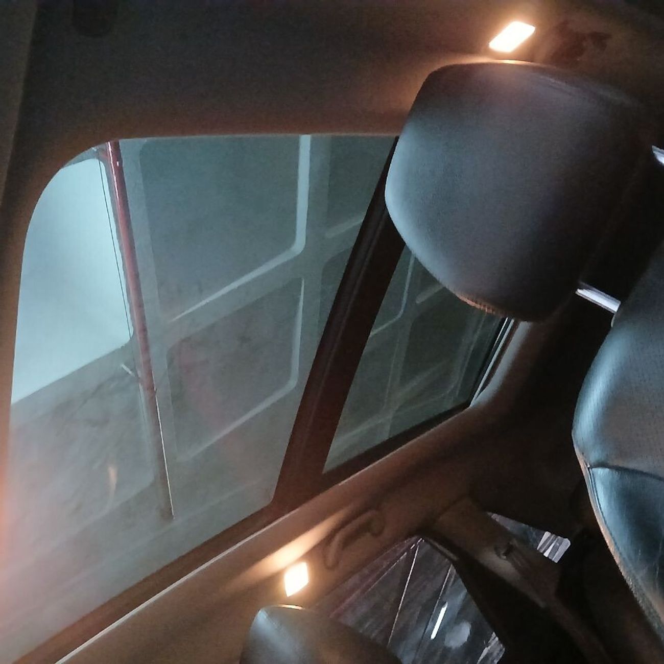 كيا سورينتو EX 2.4L 7 seater AWD