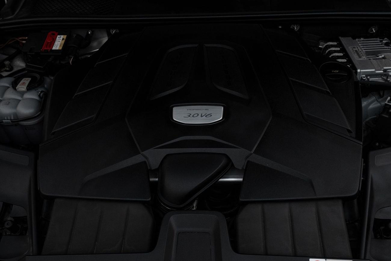 Porsche Cayenne Cayenne | 6,071 P.M | 0% Downpayment | Porshe Warranty | Full Porsche History