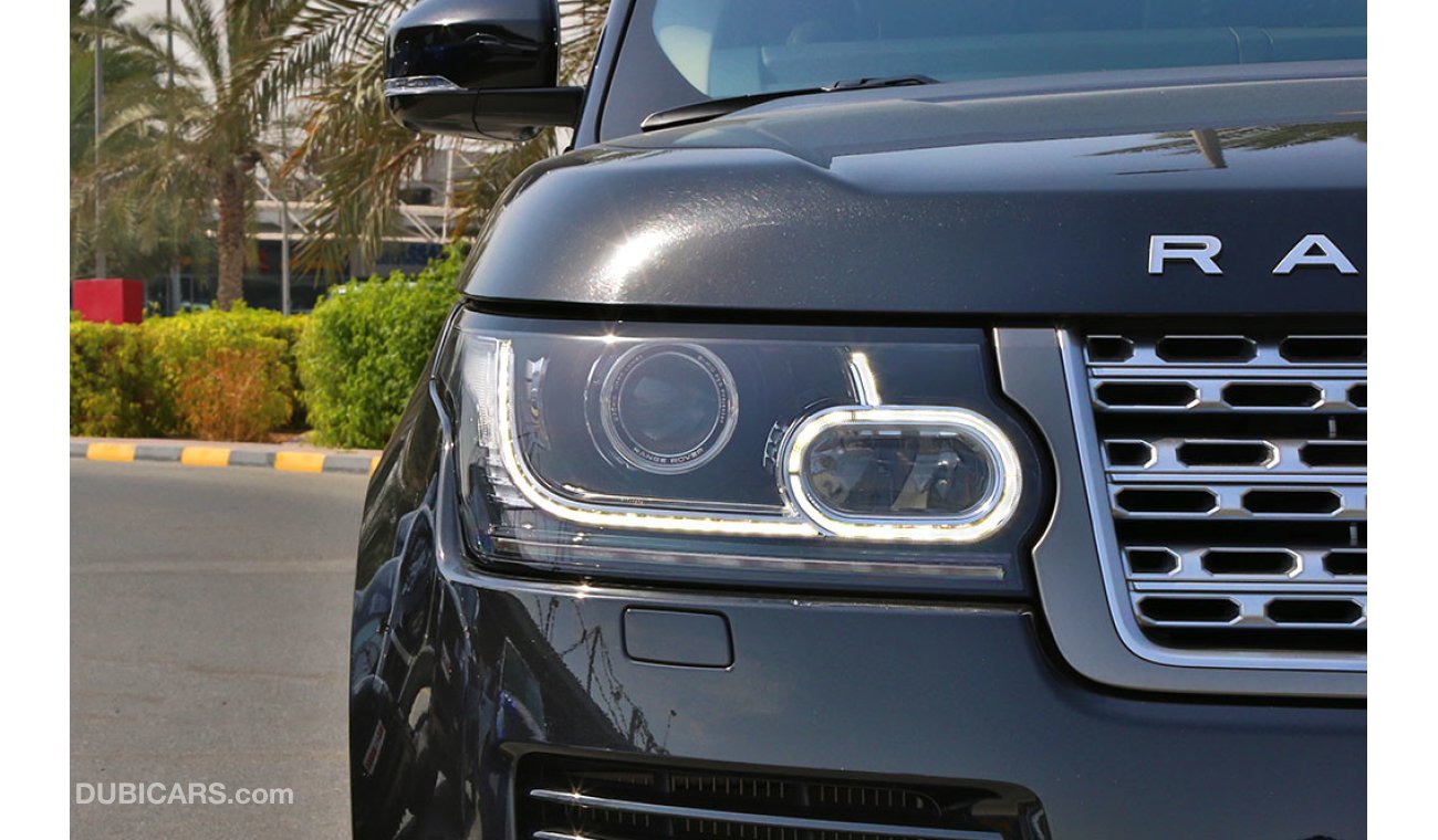 Land Rover Range Rover Vogue SE Supercharged (2013 | GCC Specs)