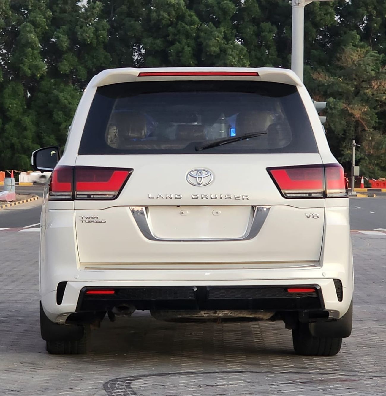 Toyota Land Cruiser GX.R V8 upgrade 2024