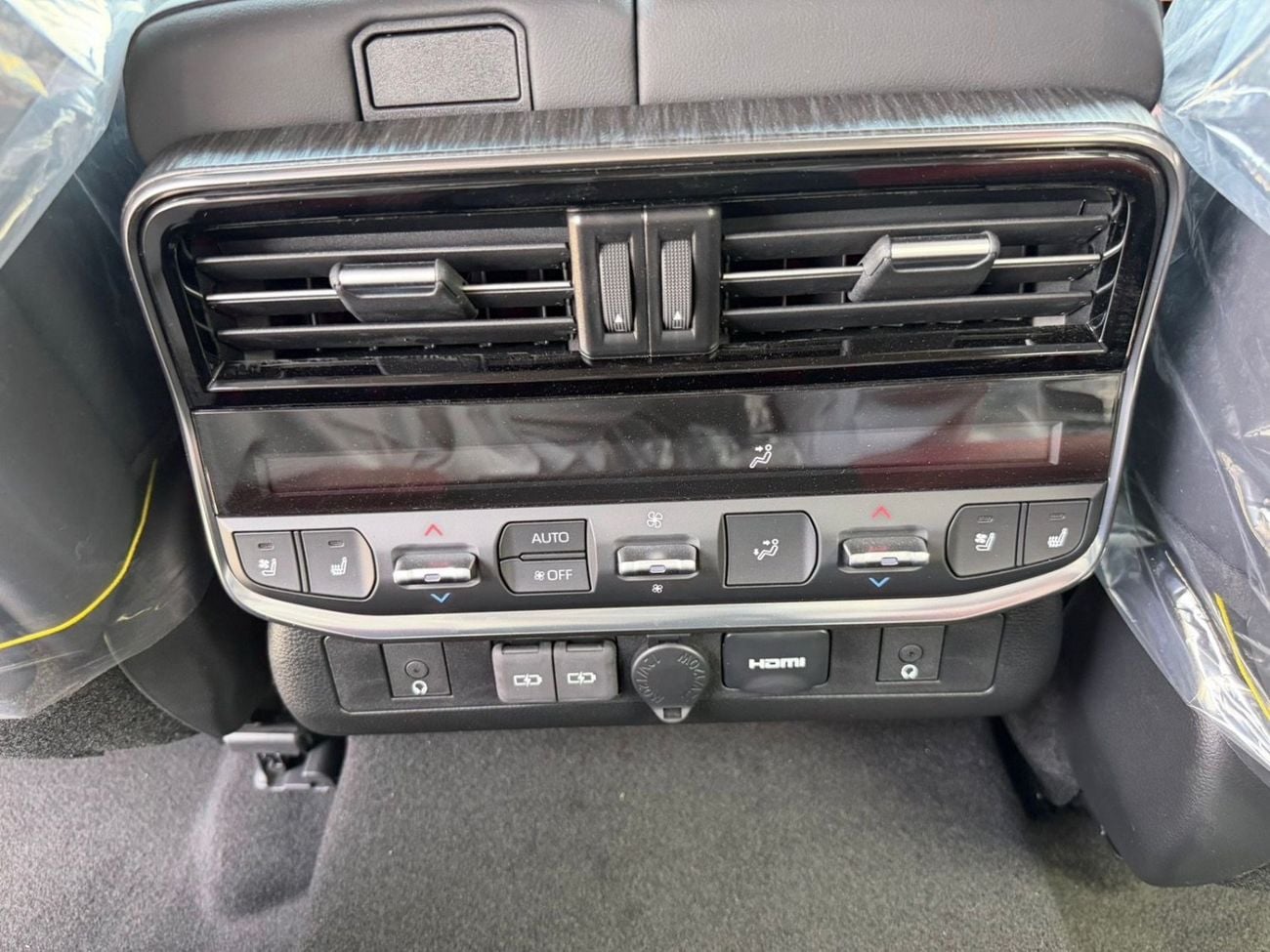 Toyota Land Cruiser Toyota Land Cruiser VXR 3.5 Full option Oman 2026