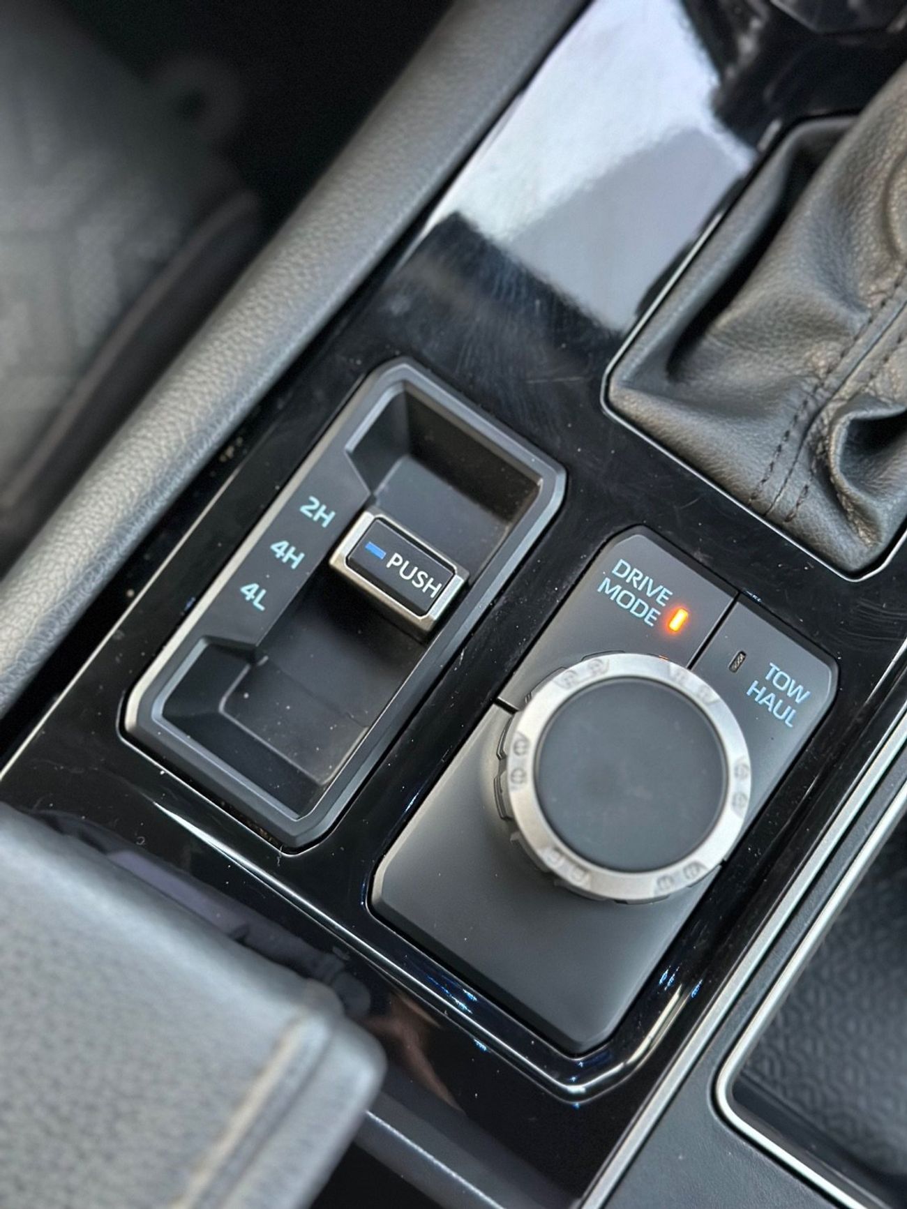 Toyota Tundra Limited Full Option | 360 camera | leather seats | 3.5 L V6