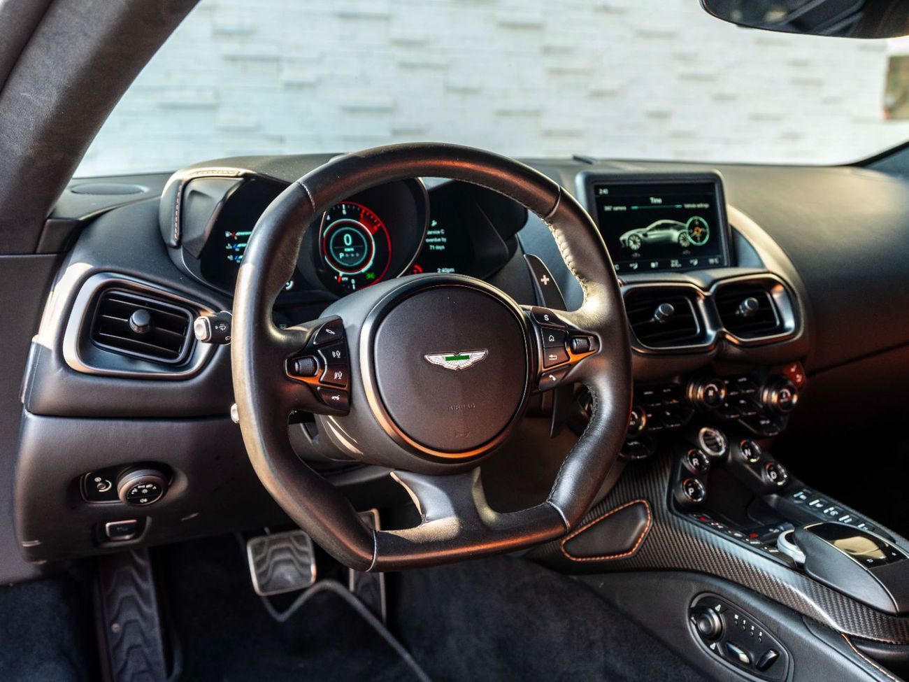 Aston Martin Vantage S