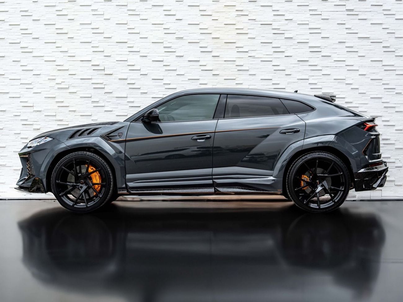 Lamborghini Urus STD