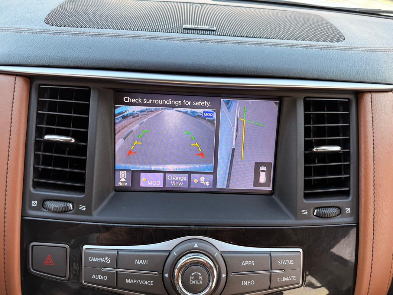 إنفينيتي QX80 Luxury 5.6L