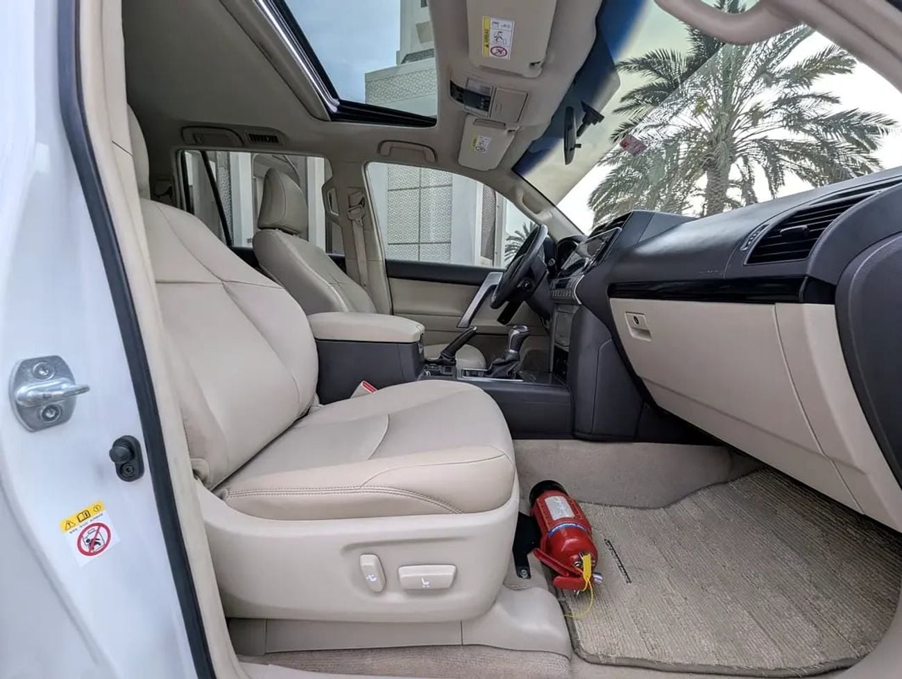 Toyota Prado VXR Full Option-V6 4.0L-GCC specs-Well Maintained