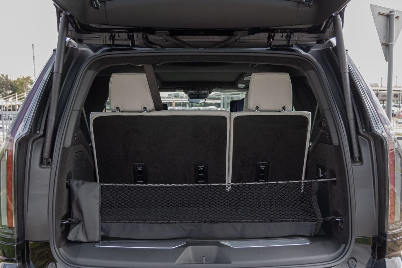 Cadillac Escalade Escalade-V 6.2L Cadillac Escalade V-Series - 2025 - GCC Specs