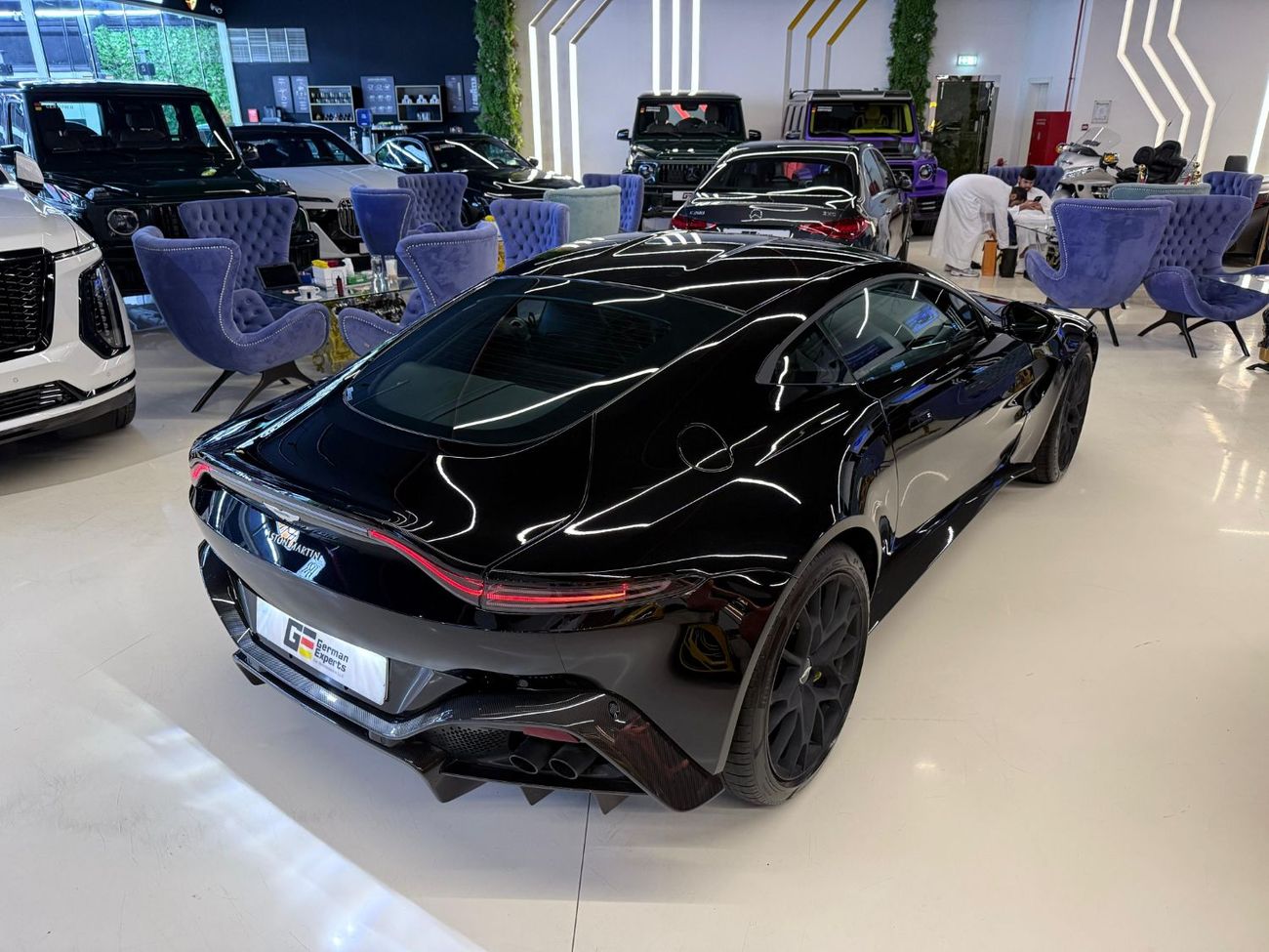 أستون مارتن فانتيج AMR 4.0L