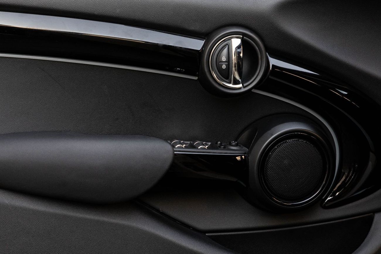 Mini Cooper | 1,567 P.M  | 0% Downpayment | Full Agency History!