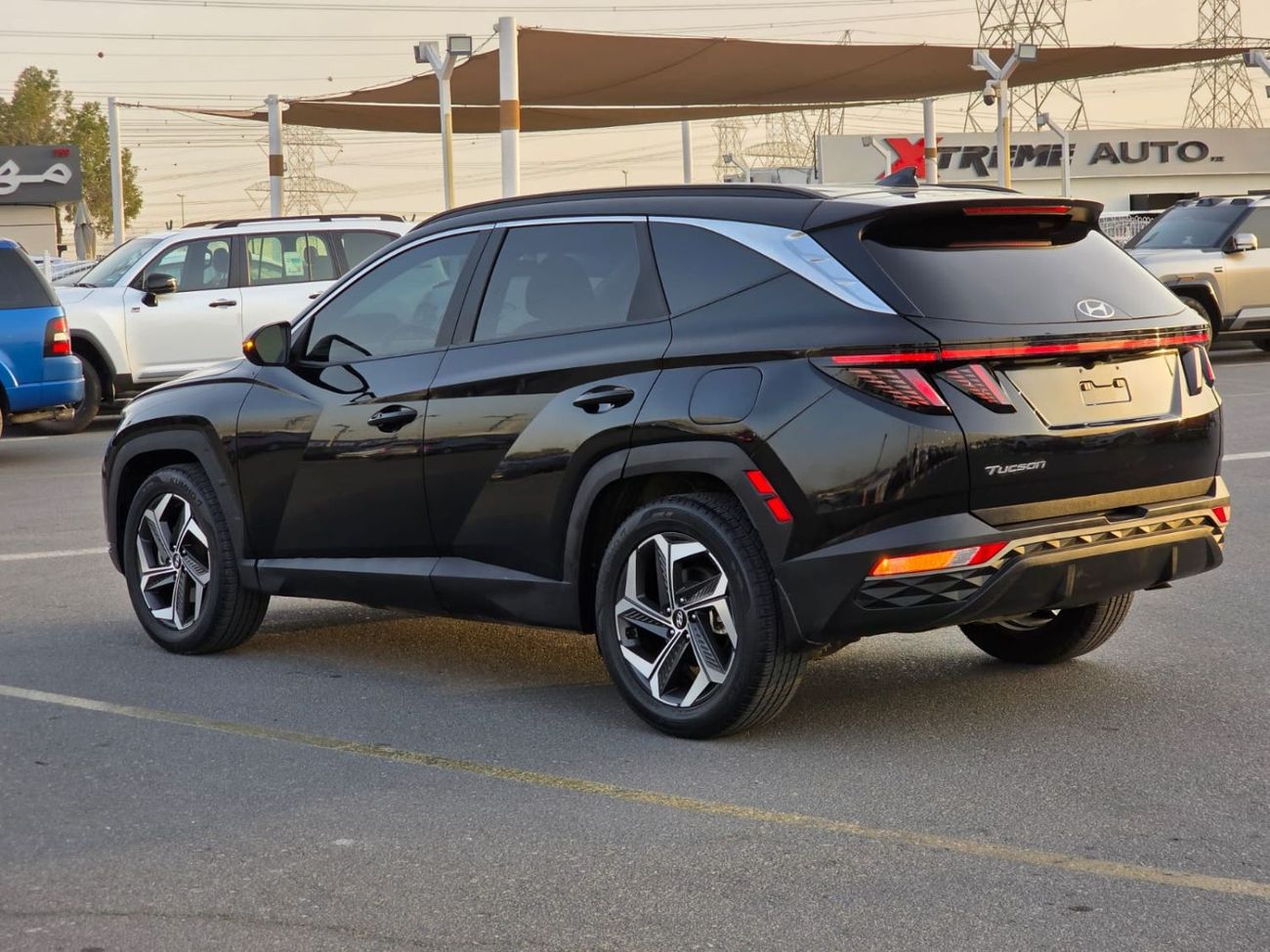 Hyundai Tucson Premium+ 2.5L Sunroof, Push button and trunk automatic