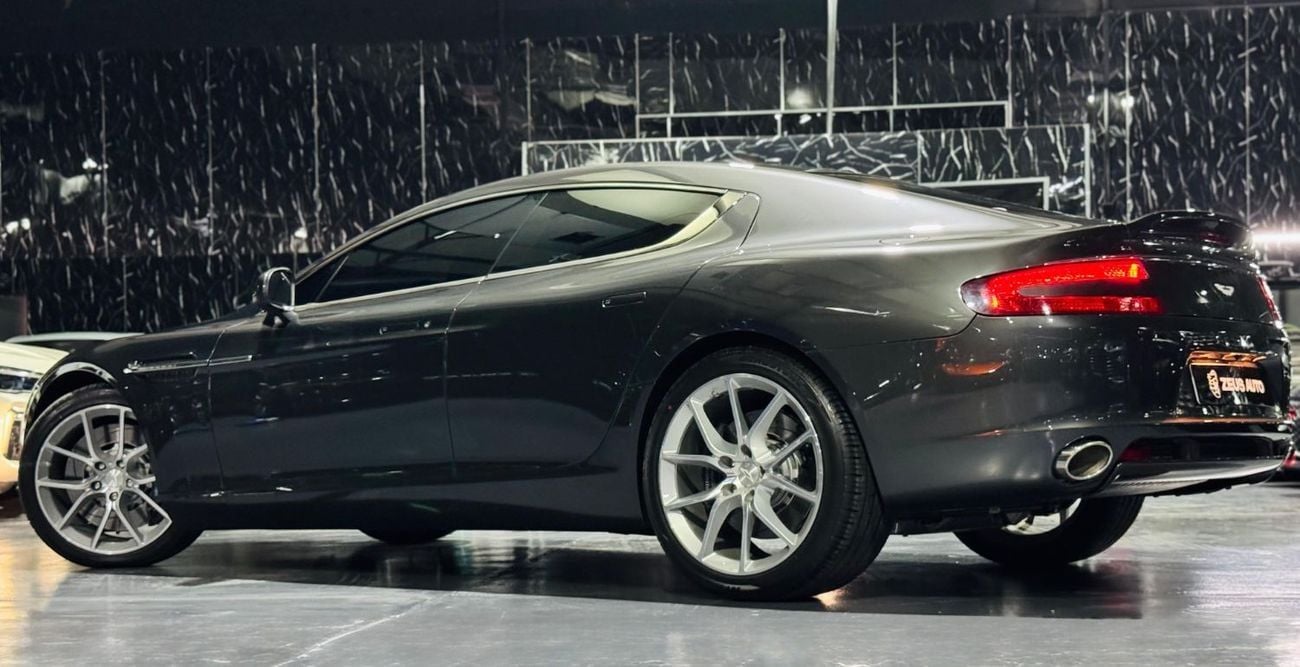 Aston Martin Rapide Std 6.0L 2017 Aston Martin Rapide V12, Very Low Kms, 552 HP, Excellent Condition, GCC