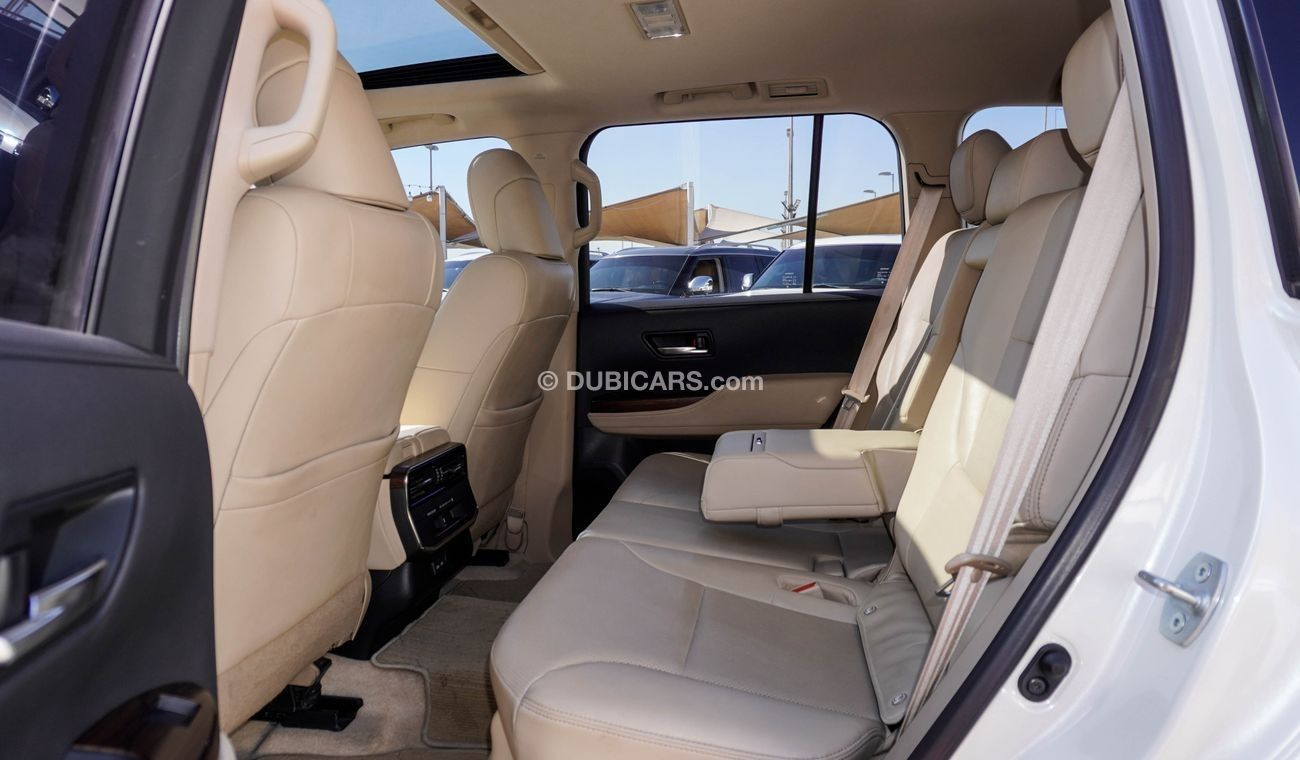 Toyota Land Cruiser GXR  3.5 L V6