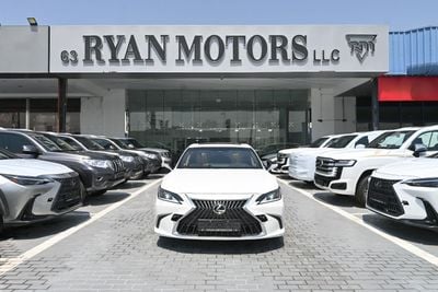 Lexus ES300h PLATINUM 2025 Lexus ES300H 2.5L Hybrid, Color White