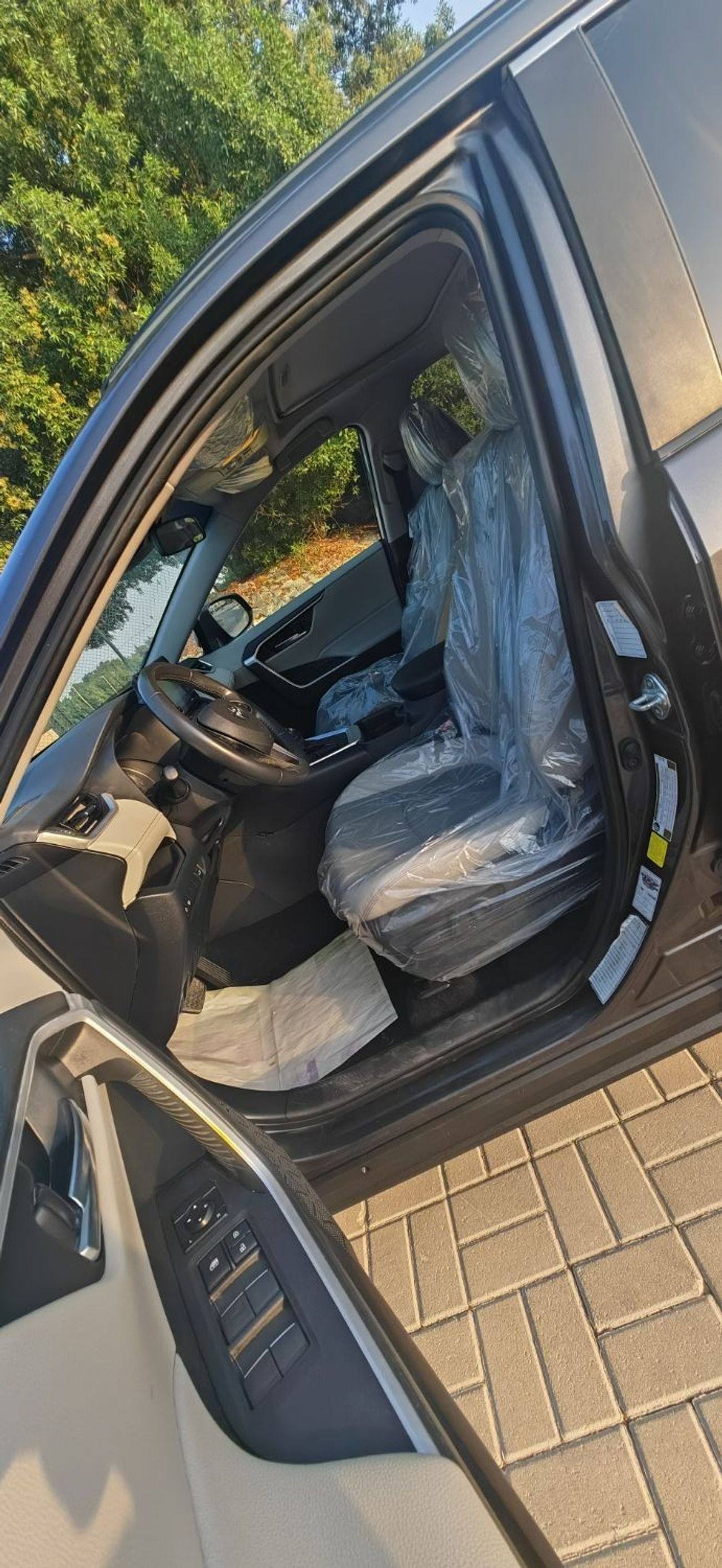 Toyota RAV4 XLE 2.0L