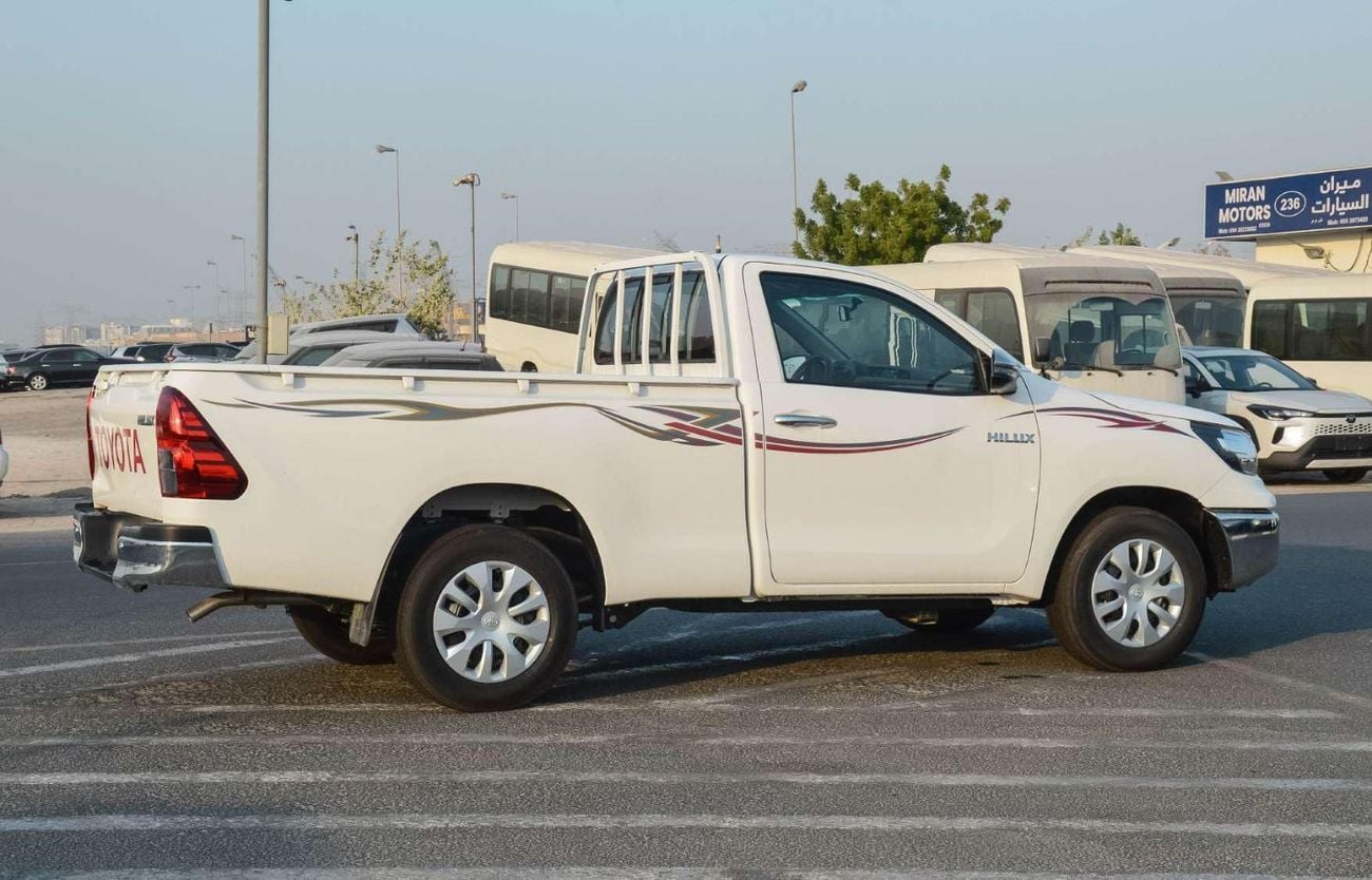 Toyota Hilux GL 2.7L MANUAL SINGLE CAB RWD 2025