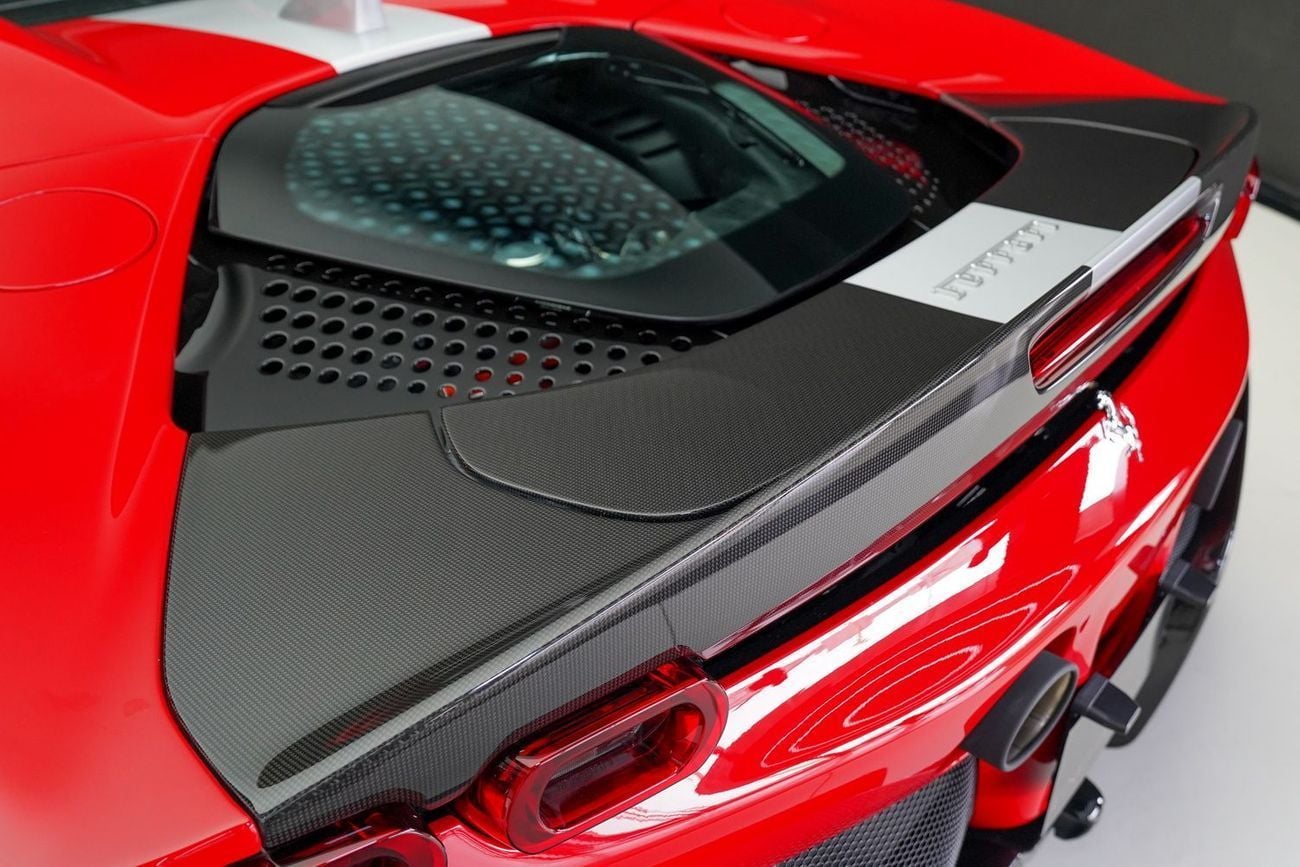 Ferrari SF90 SPIDER assetto fiorano