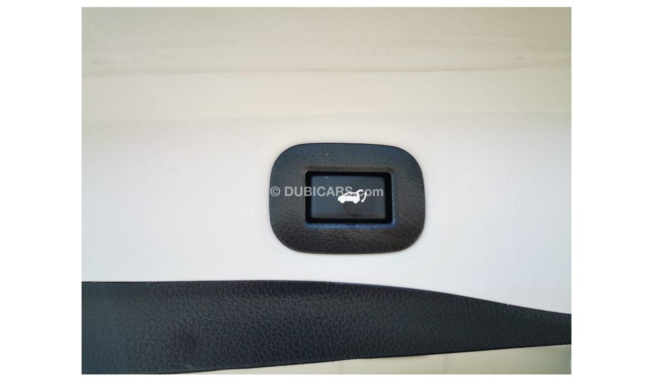 Nissan XTrail SV - AWD