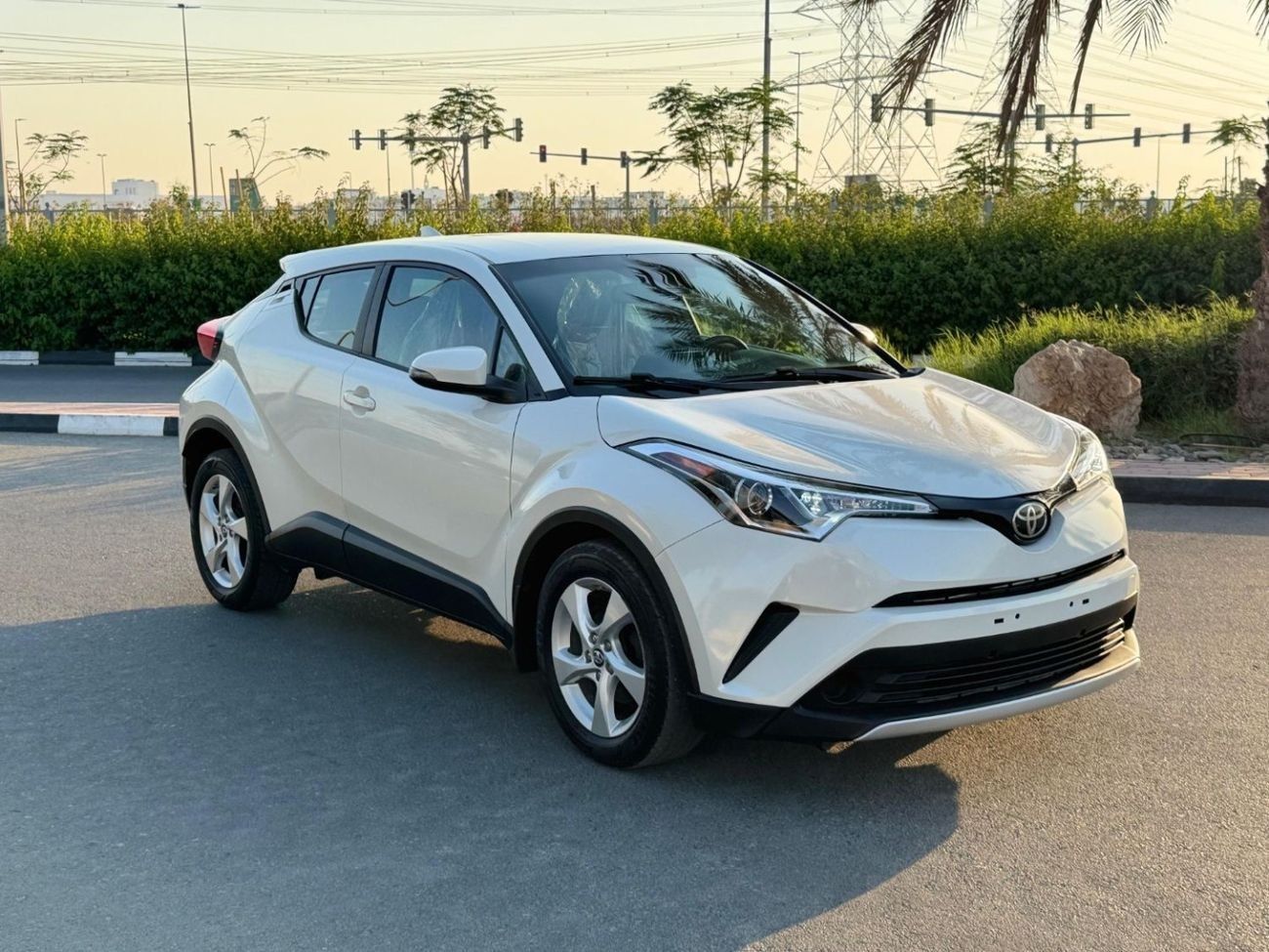 Toyota CHR VX 1.8L (100 HP) TOYOTA CHR VXR 1.8L | FULL OPTION