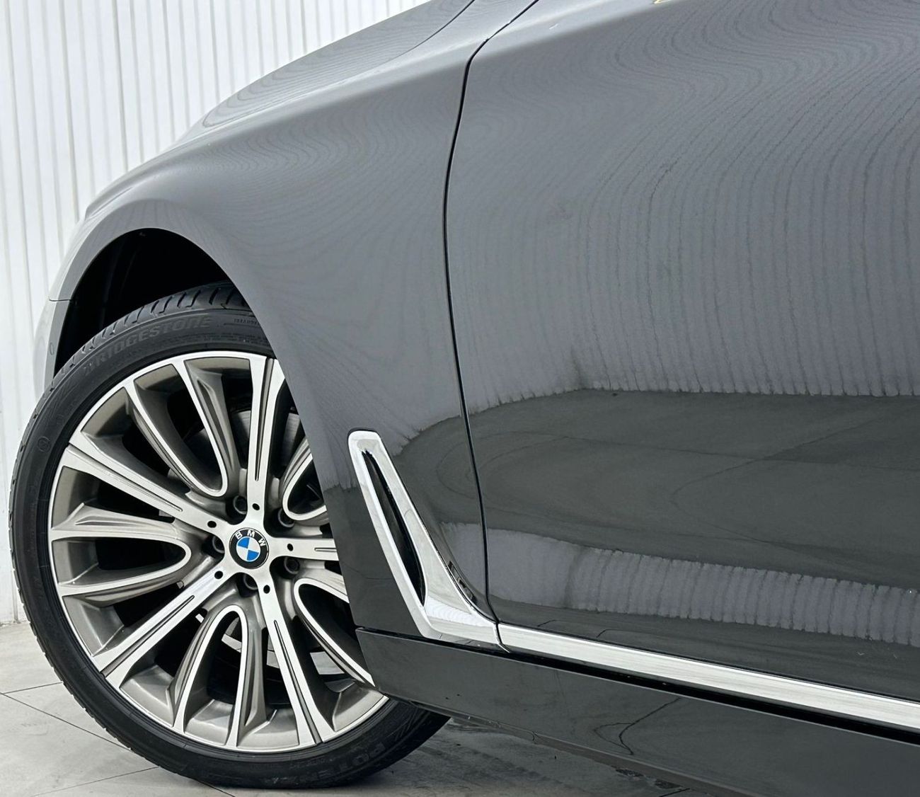 BMW 740Li Exclusive 2016 BMW 740li Carbon Core, BMW Service Contract, Full Options, Low Kms, GCC