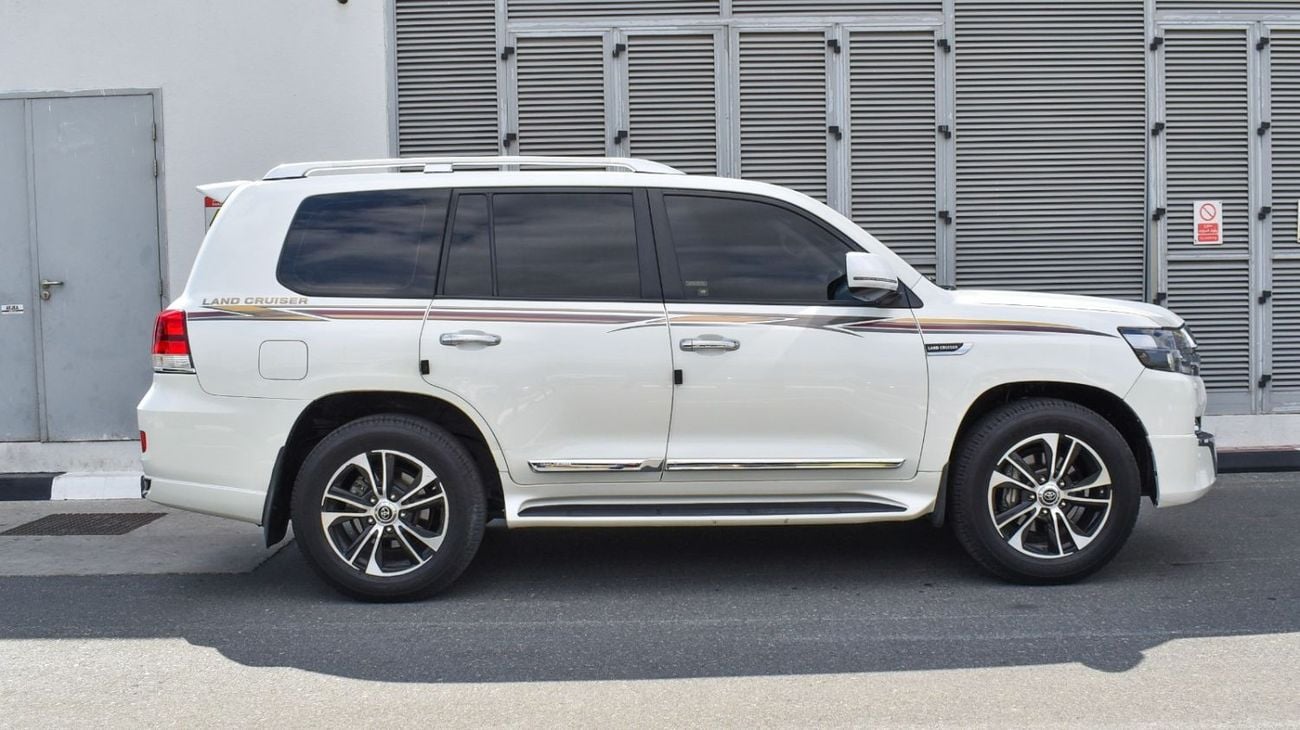 Toyota Land Cruiser GXR Toyota Land Cruiser Grand Touring / 2019 / GCC