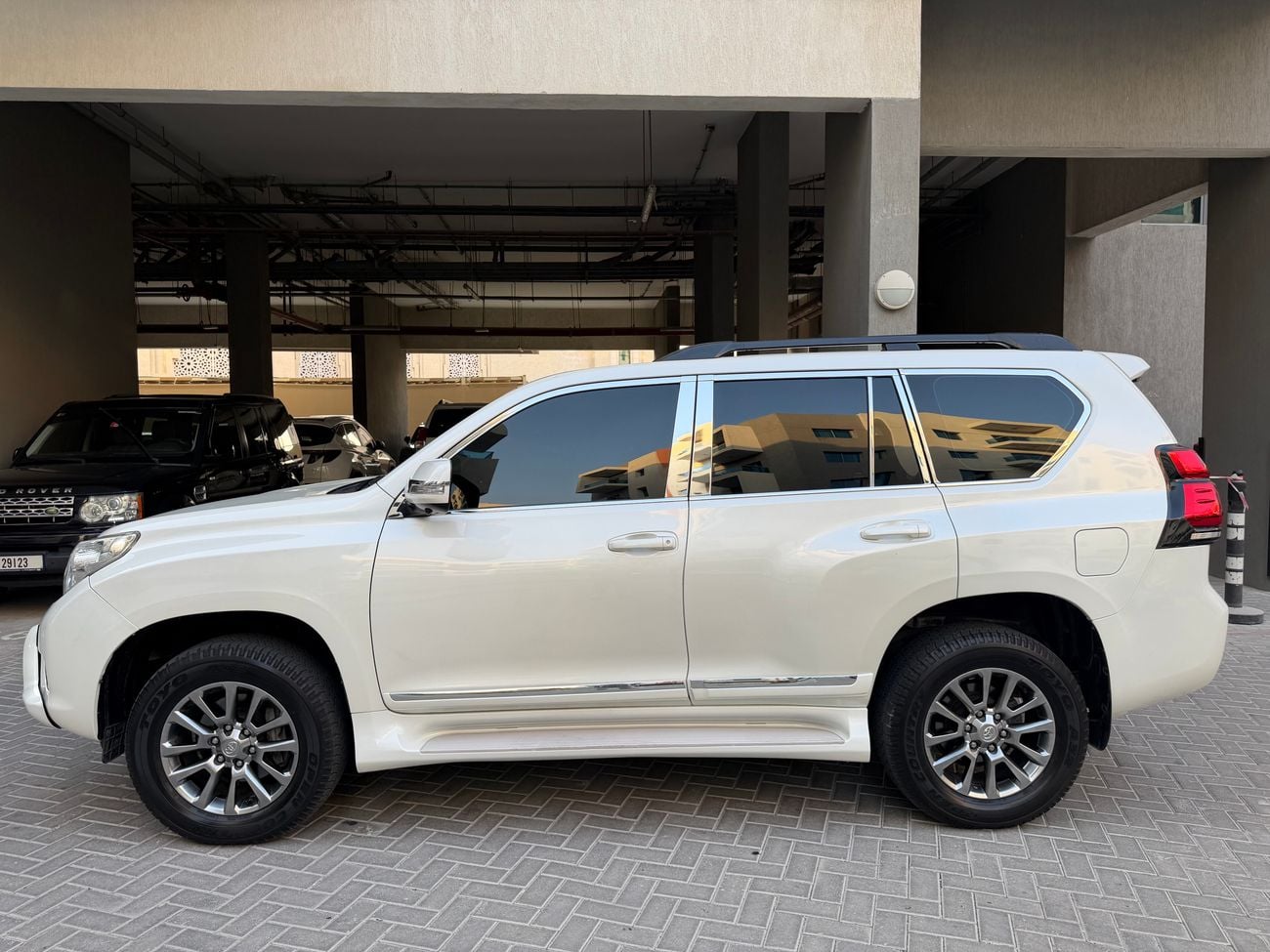 Toyota Prado TX-L TOP