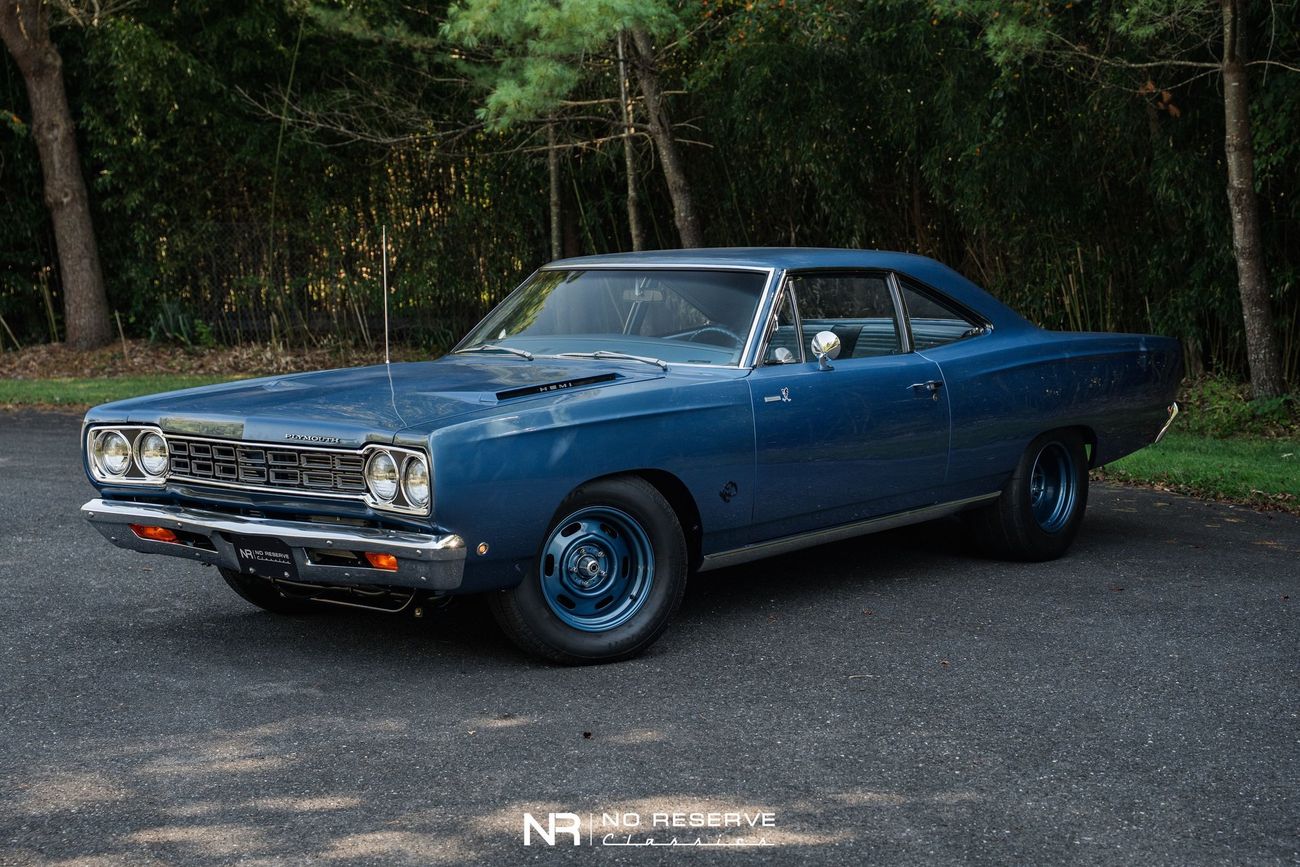 Plymouth Road Runner 426 Hemi Hellephant powered 1 of 1 Pro Touring Restomod