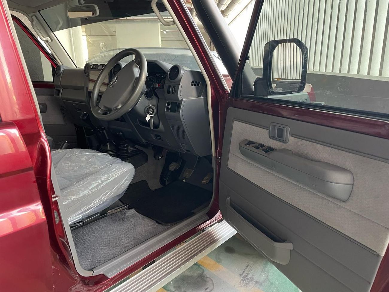 Toyota Land Cruiser Pick Up Diesel ,4,5 Liter ,Right Hand Drive ,2024 Shape