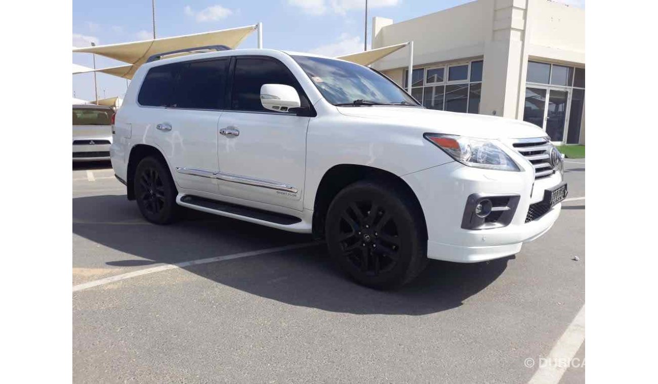 Lexus LX570