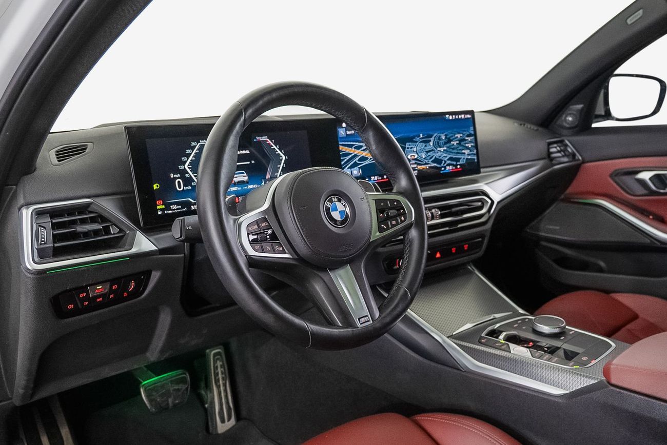 بي أم دبليو 330i