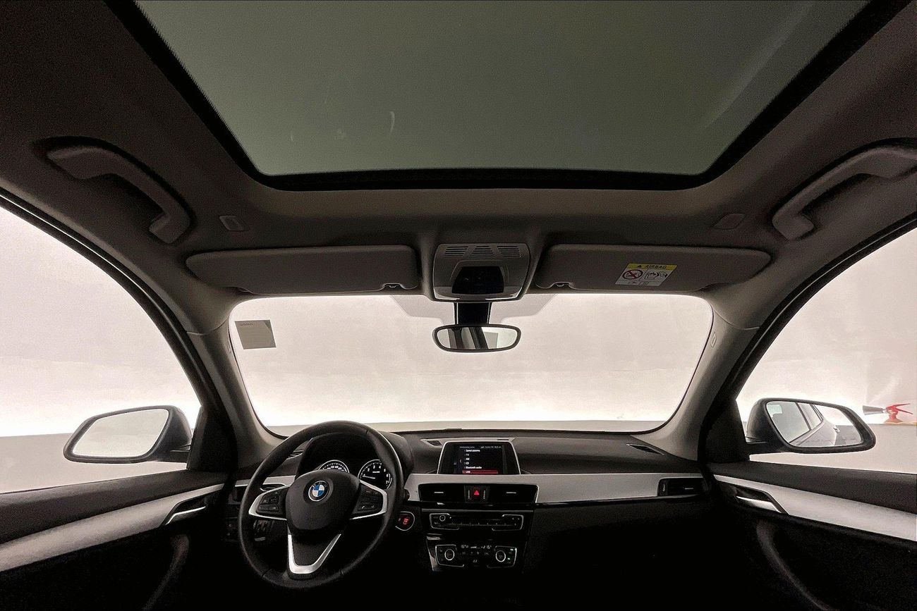 بي أم دبليو X1 sDrive 20i Executive | شامل الضمان | 0 ﺪﻔﻋﺓ ﺃﻮﻟﻯ