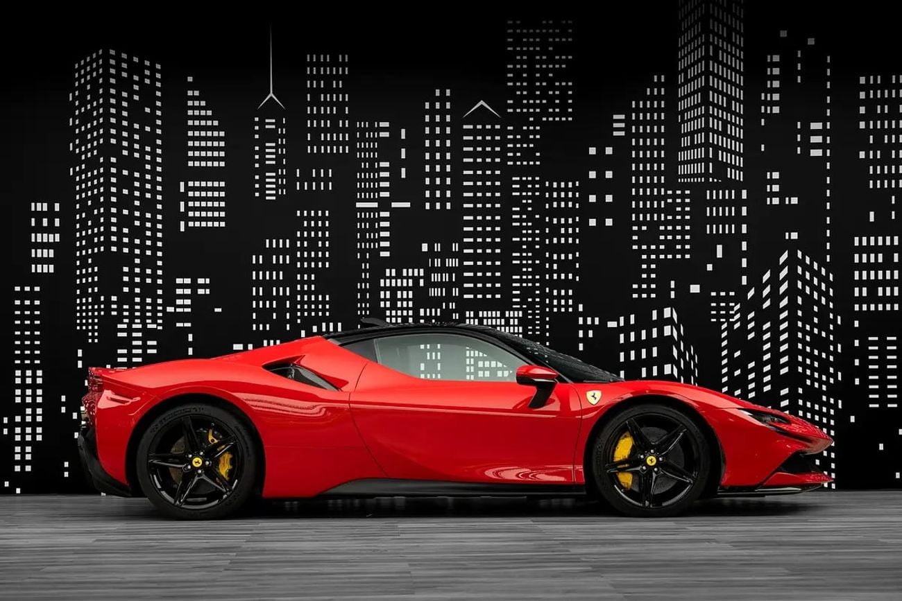 فيراري SF90 ستراديل STRADALE