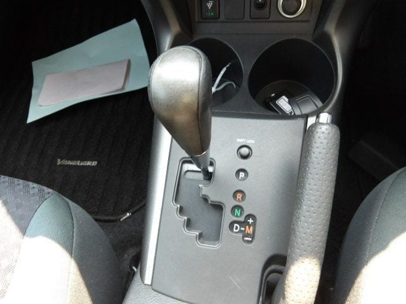 Toyota Vanguard 2.4L V4 PETROL /  240S S PKG/ACA38W / DVD / 7 STR / 2010