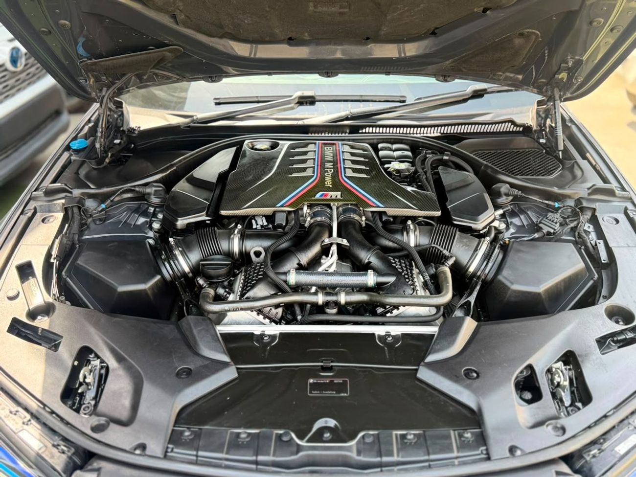 بي أم دبليو M5 COMPETITION PACK