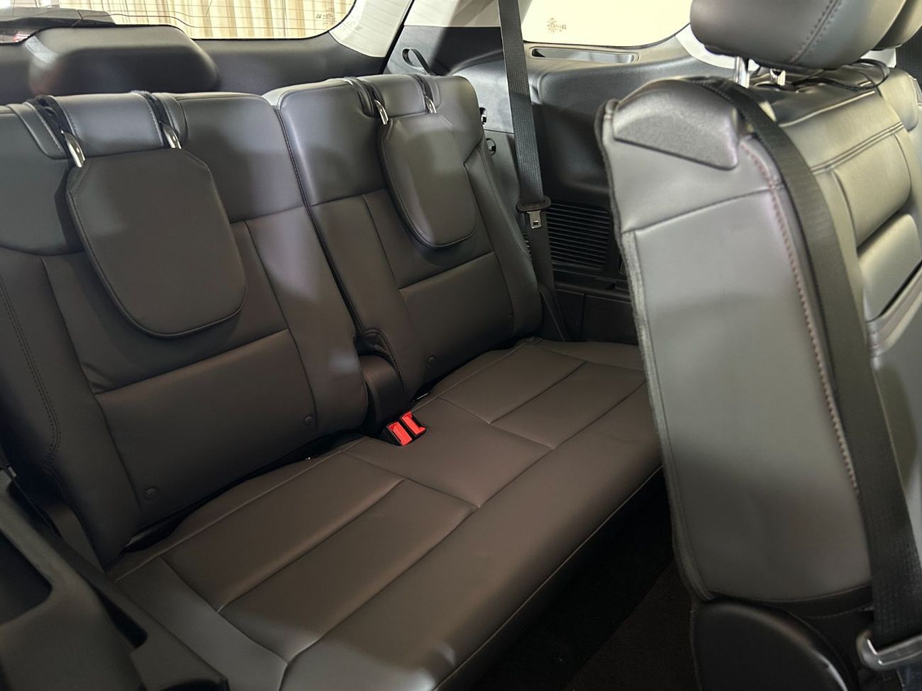 Ford Explorer Active 200A 2.3L 4WD E3325 EXPLORER ACTIVE COMF PKG 200A 4WD 2.3L ECOBOOST AT ACTIVEX